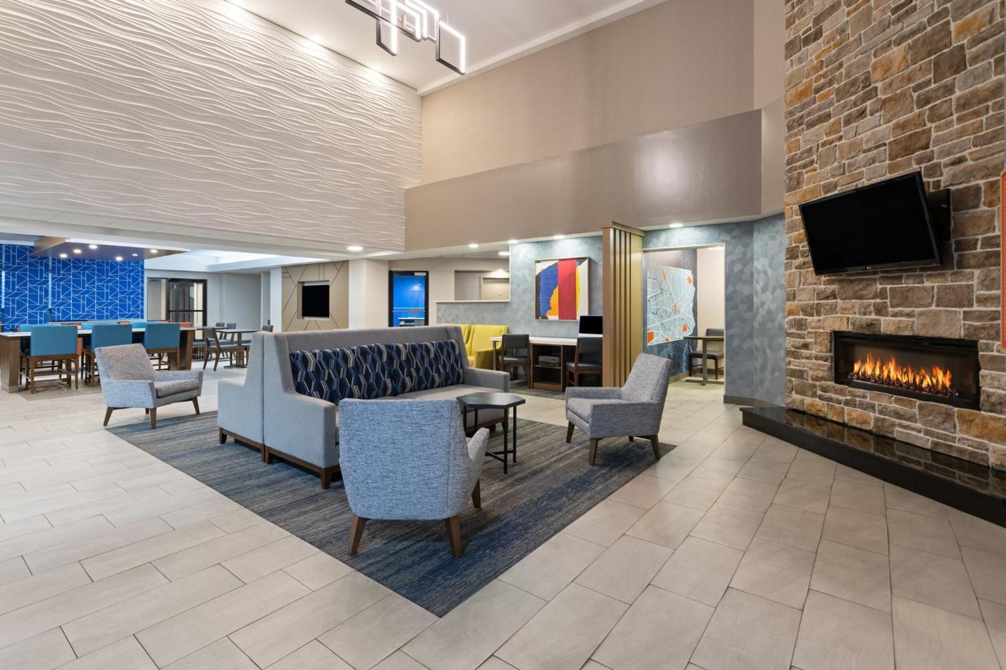 Holiday Inn Express Harrisburg I-81 - Hershey By Ihg Manadahill Eksteriør bilde