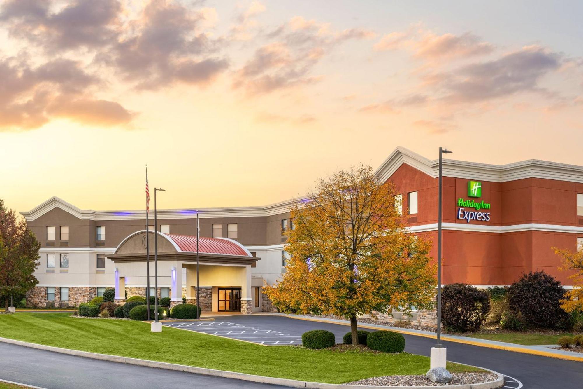Holiday Inn Express Harrisburg I-81 - Hershey By Ihg Manadahill Eksteriør bilde
